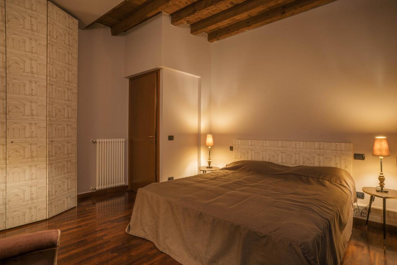Napule...E Apartments Peschiera del Garda Buitenkant foto